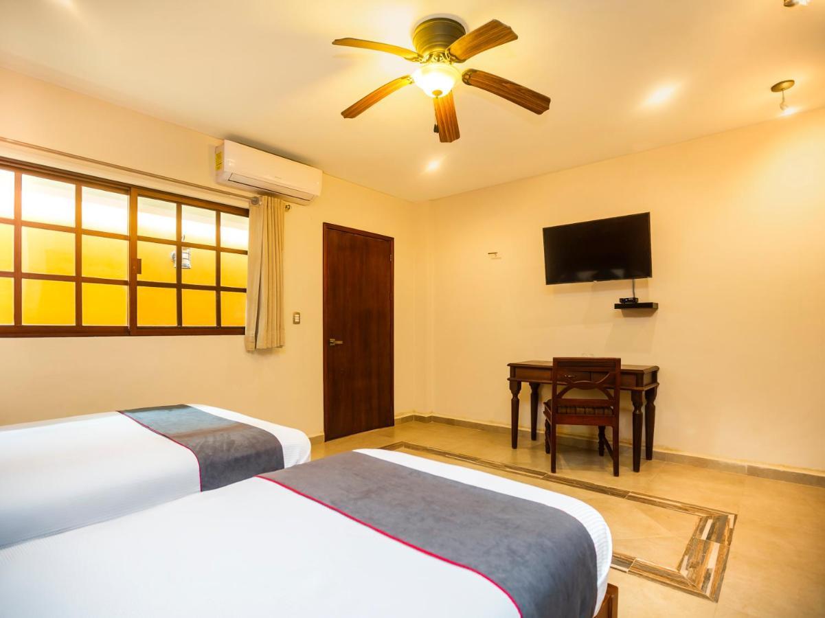 סלסטון Hotel Beach Don Gonzalo מראה חיצוני תמונה