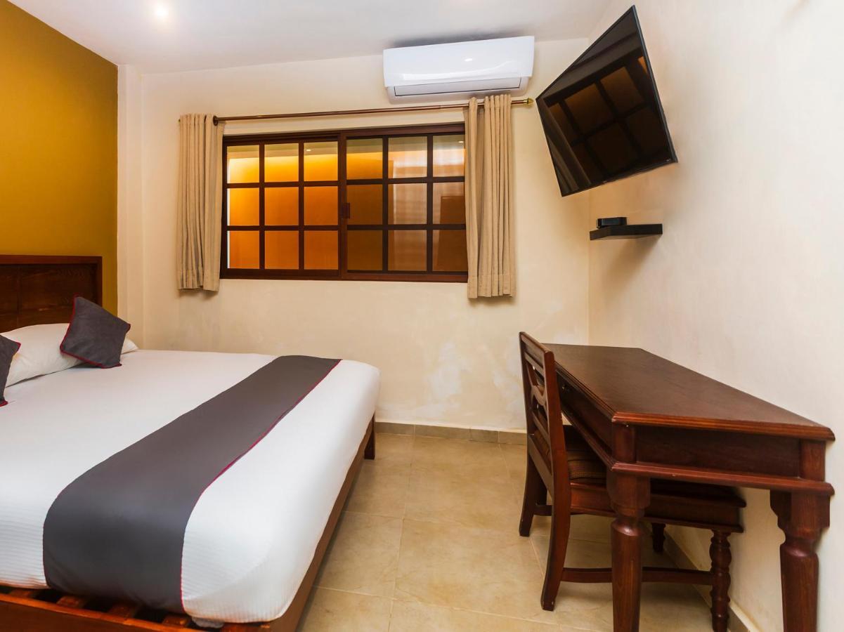 סלסטון Hotel Beach Don Gonzalo מראה חיצוני תמונה