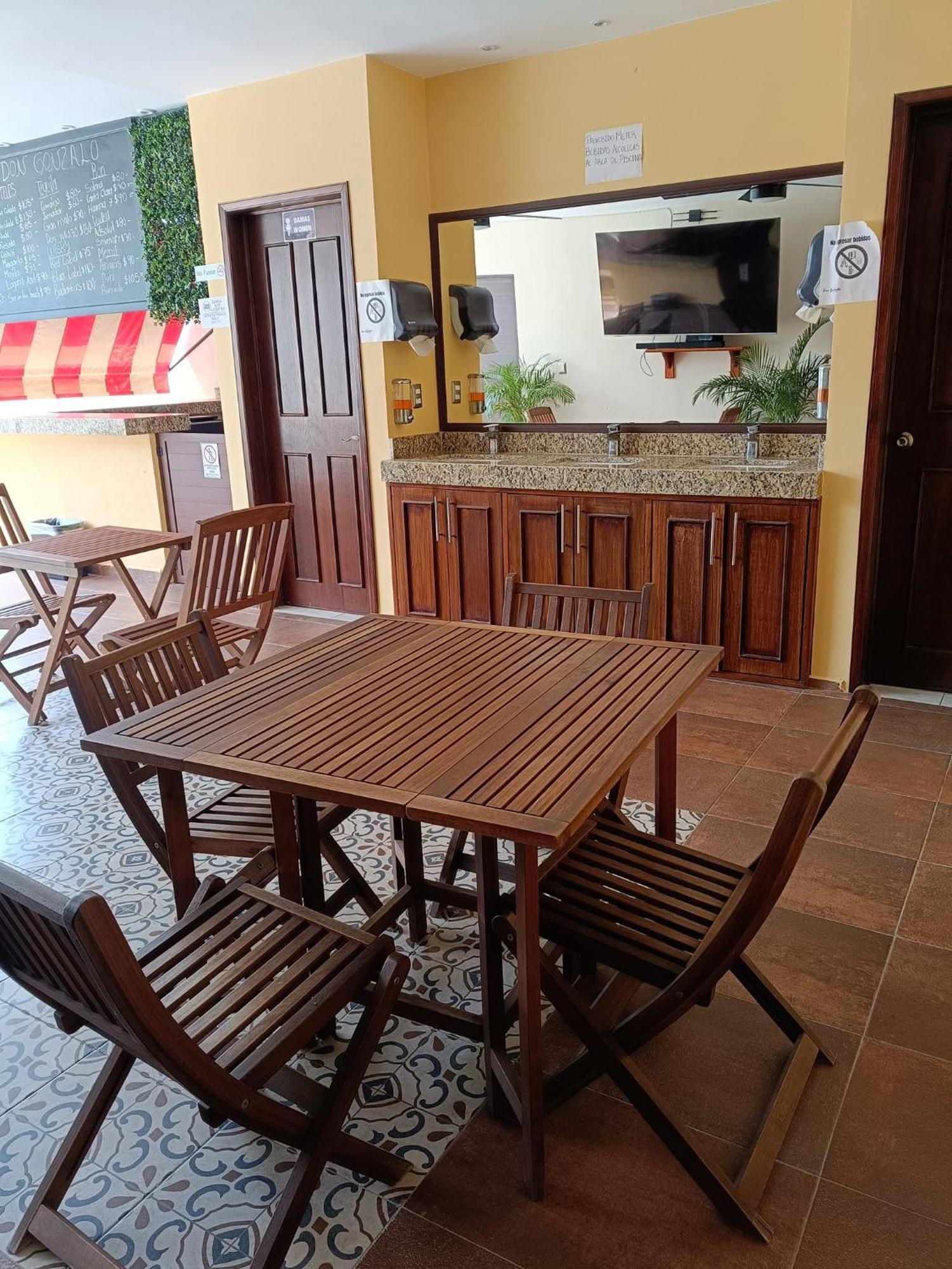 סלסטון Hotel Beach Don Gonzalo מראה חיצוני תמונה