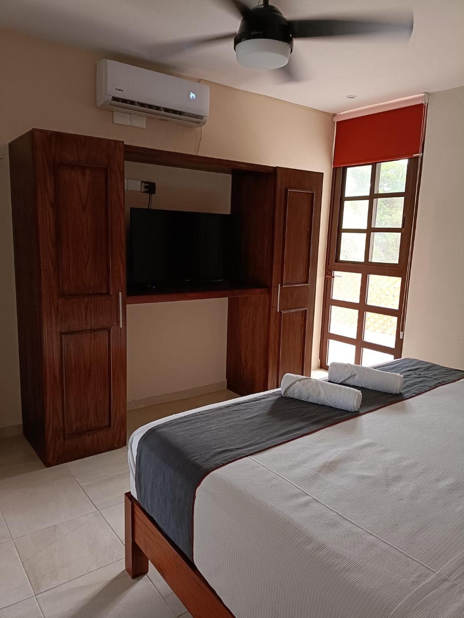 סלסטון Hotel Beach Don Gonzalo מראה חיצוני תמונה