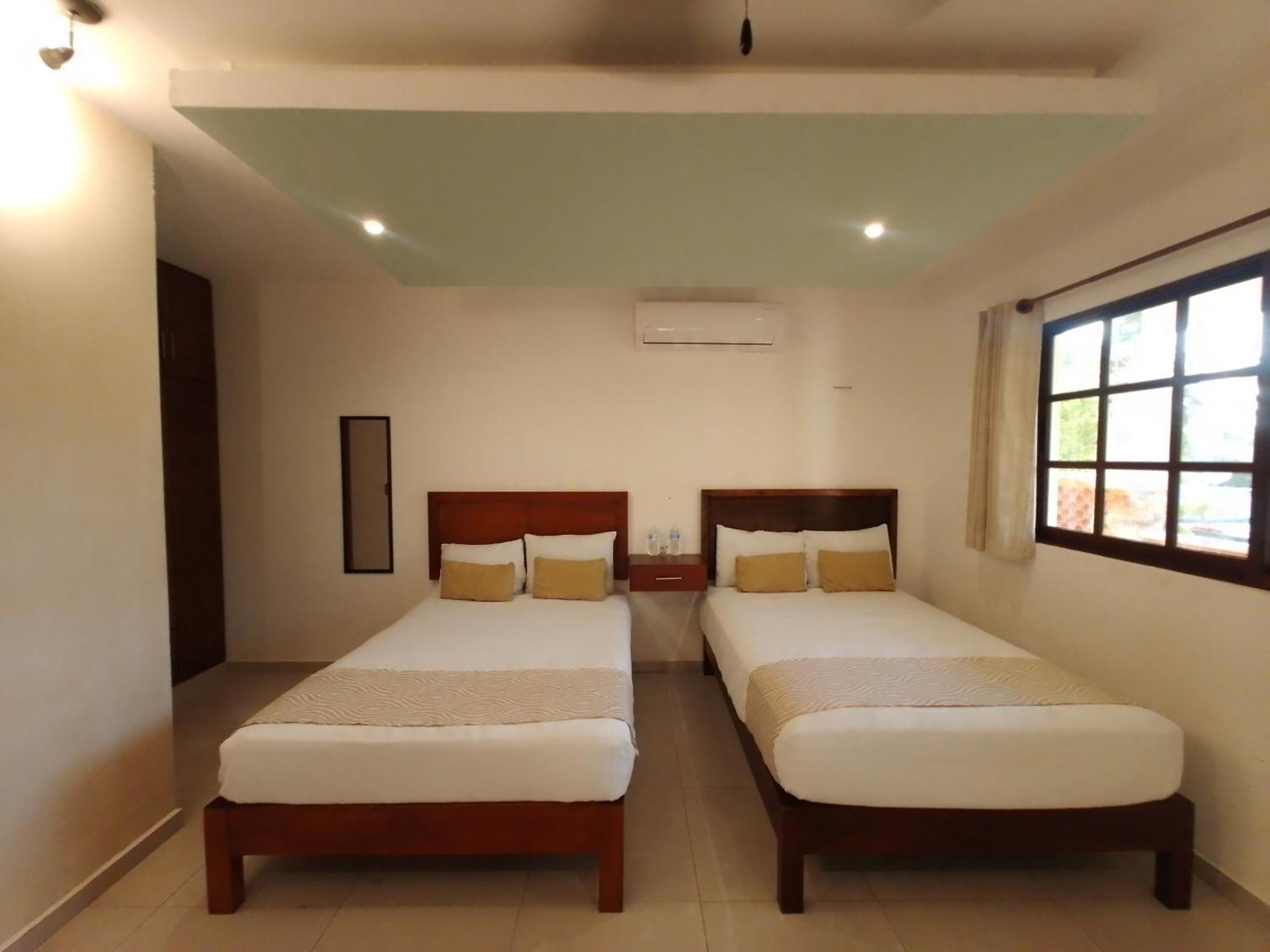 סלסטון Hotel Beach Don Gonzalo מראה חיצוני תמונה